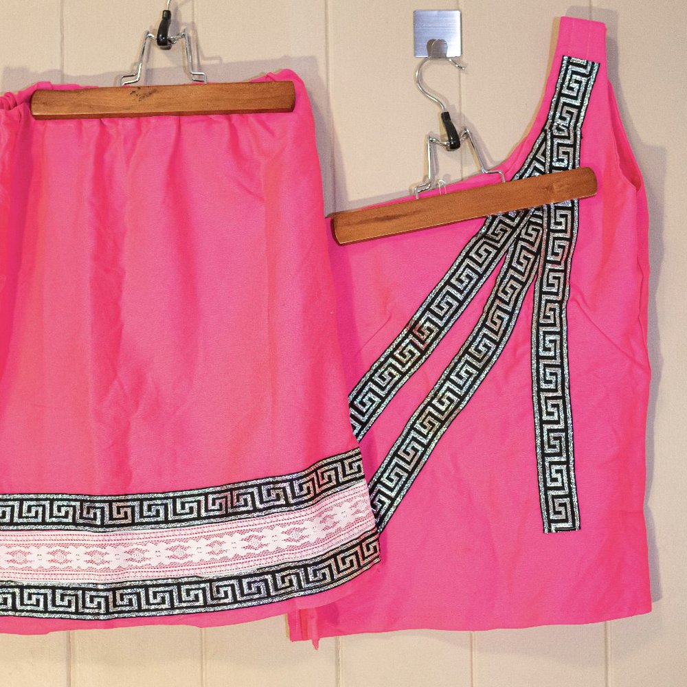 1960's Vintage 2 piece top and skirt.